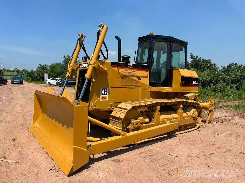 CAT D6G Гусеничные бульдозеры
