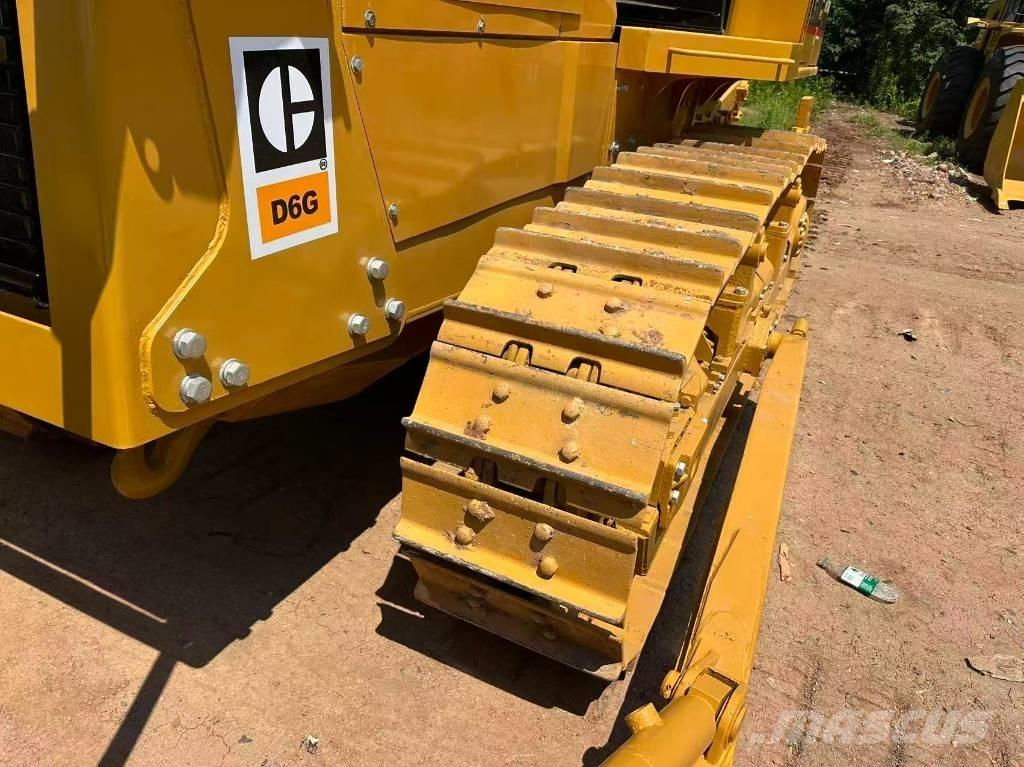 CAT D6G Гусеничные бульдозеры