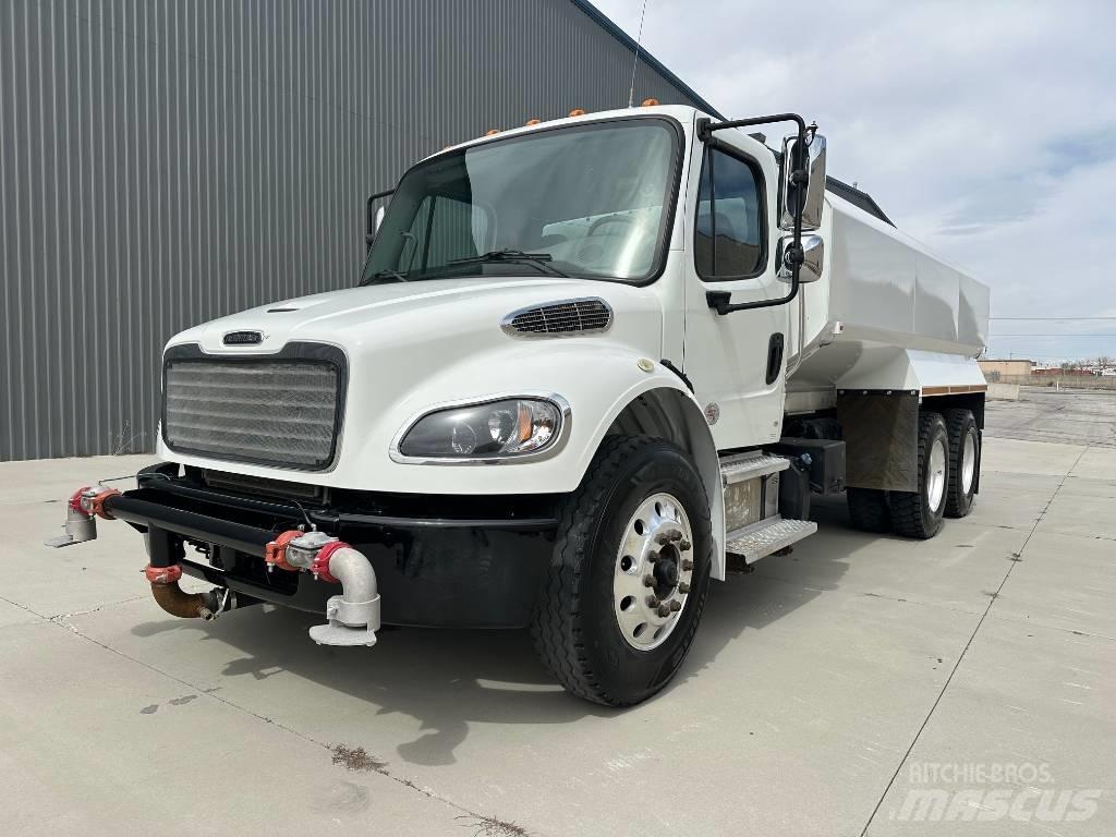 Freightliner M2 Поливочные машины