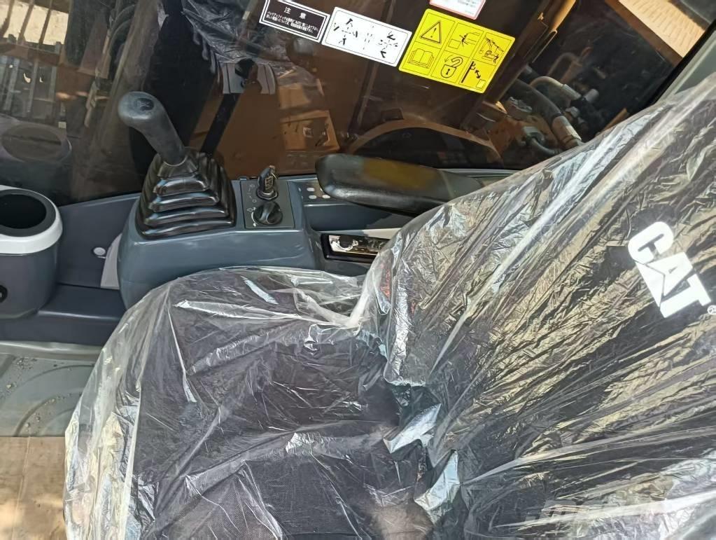 CAT 330 D2L Гусеничные экскаваторы