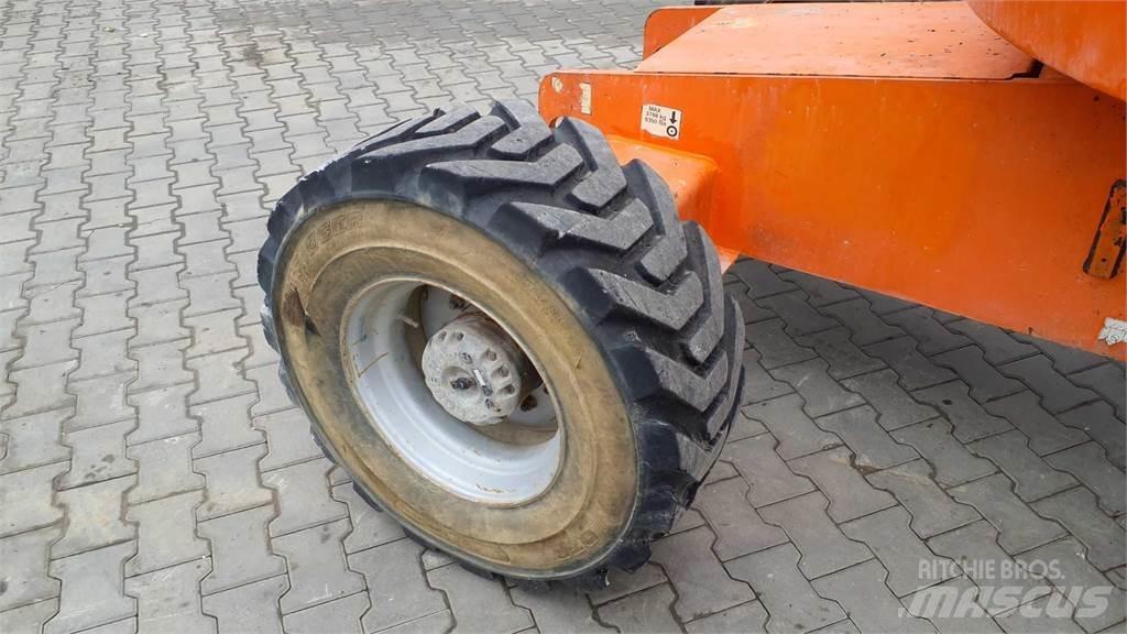 JLG 460SJG Телескопические подъемники