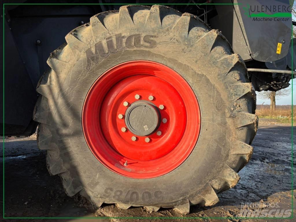CLAAS Lexion 8700 TT Зерноуборочные комбайны