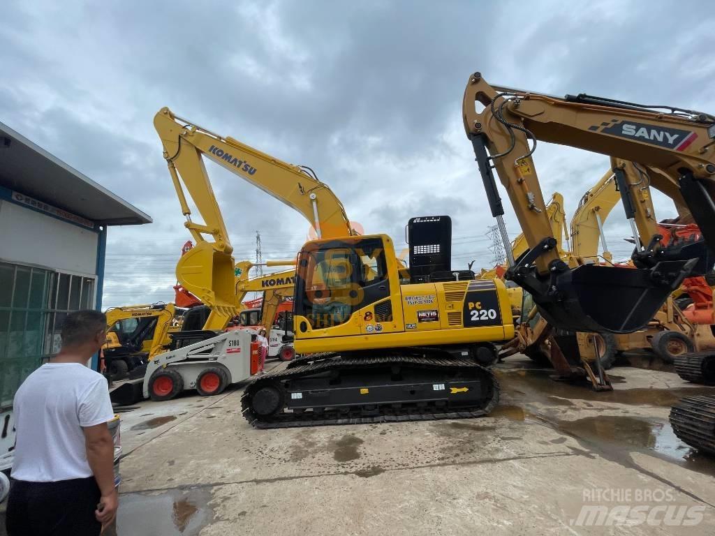 Komatsu PC 200-8 Гусеничные экскаваторы