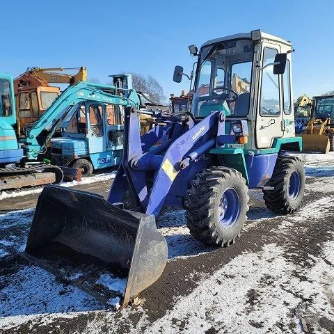 Komatsu WA30-5E0 Фронтальные погрузчики