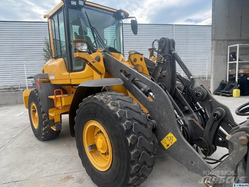 Volvo L 70 H Фронтальные погрузчики