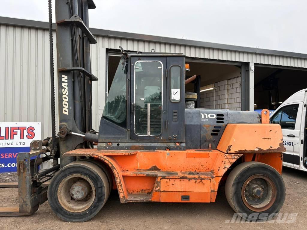 Doosan D 110 S-5 Дизельные погрузчики