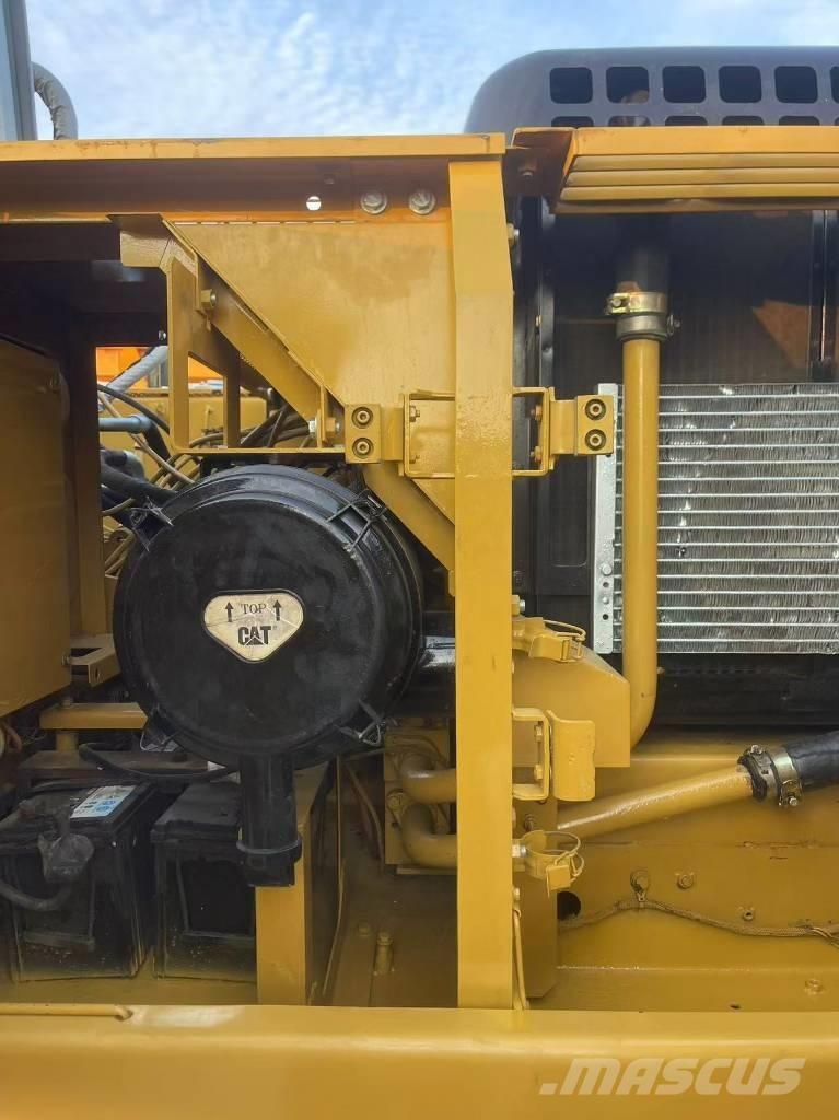 CAT 320 B Гусеничные экскаваторы