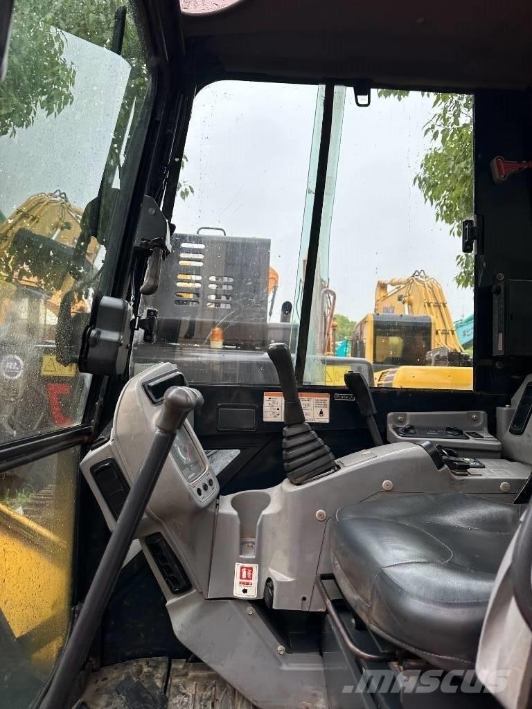 Kubota KX 155 Гусеничные экскаваторы