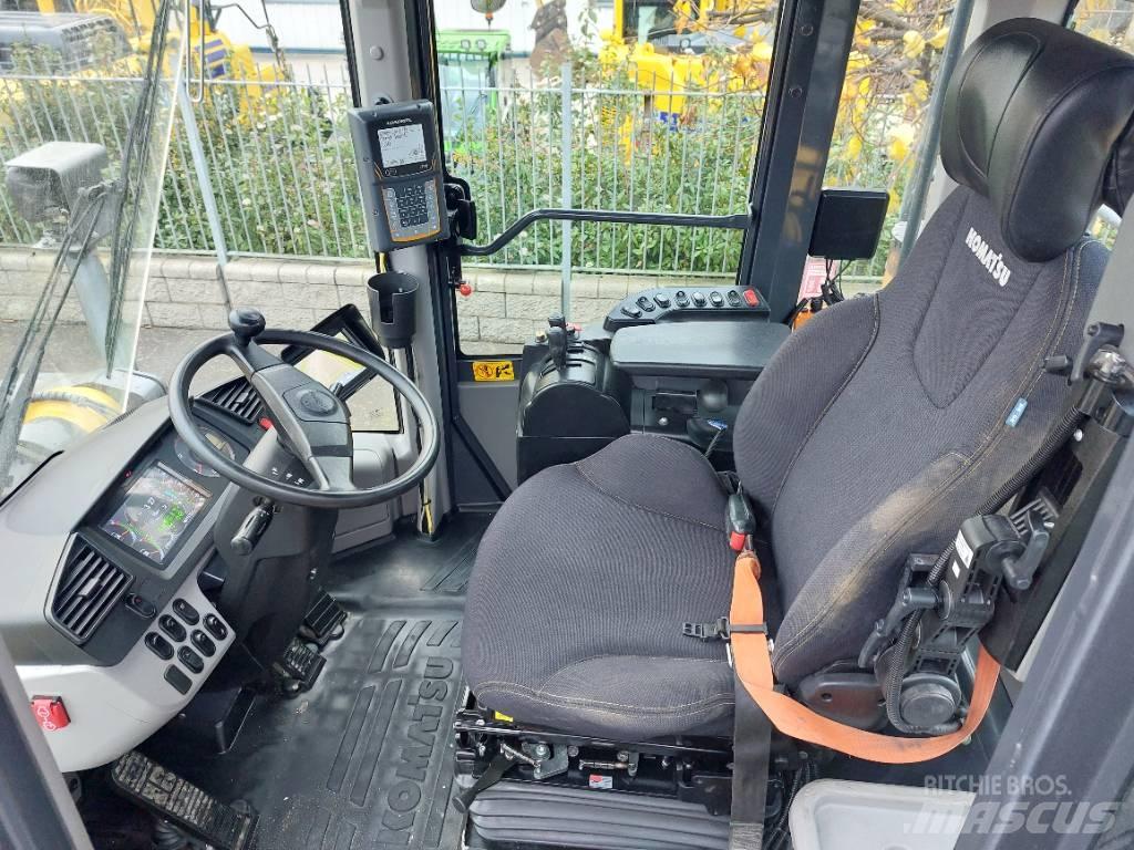 Komatsu WA480-8 Фронтальные погрузчики