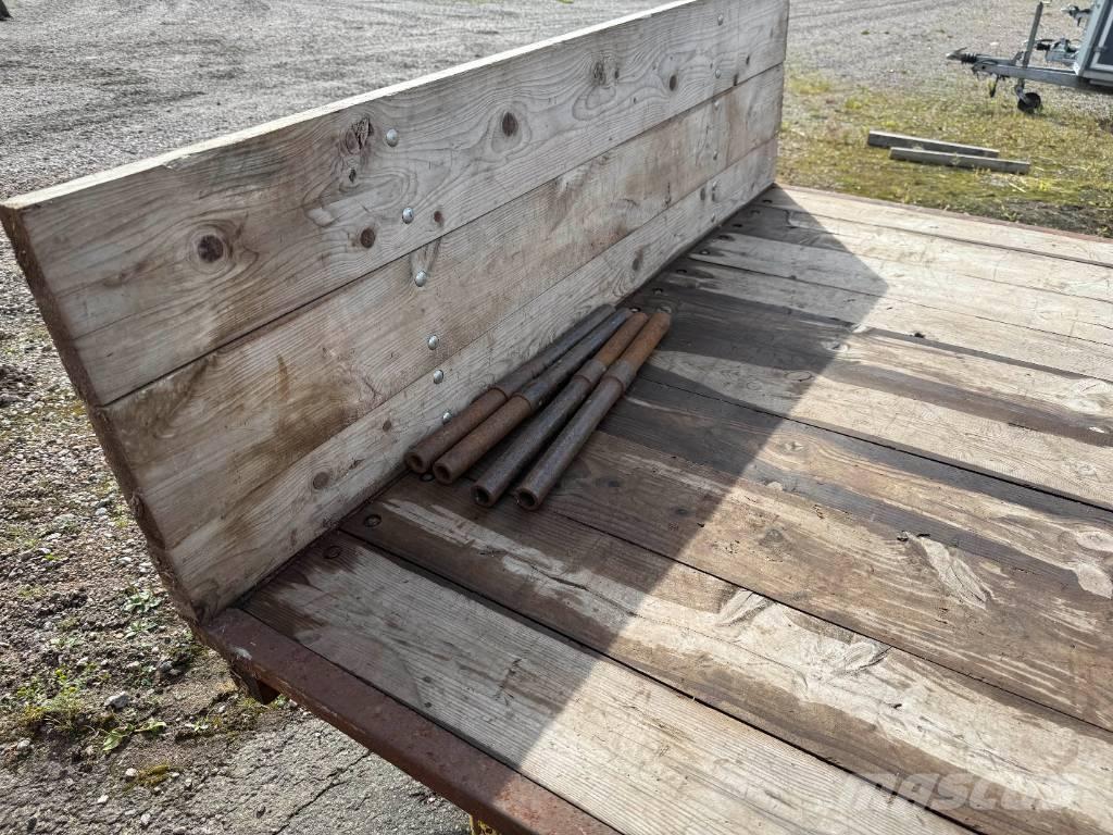  Skogskärra med flak Прочие сельхоз-прицепы