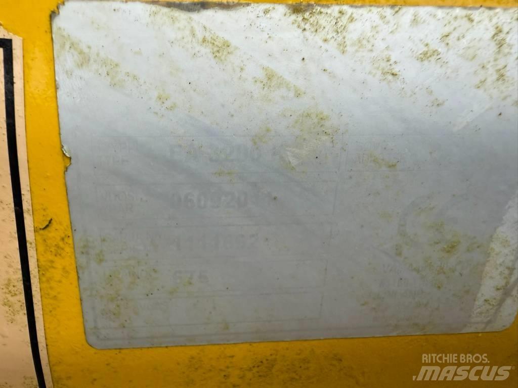 Vama EA 3200 KN Снежные отвалы и плуги