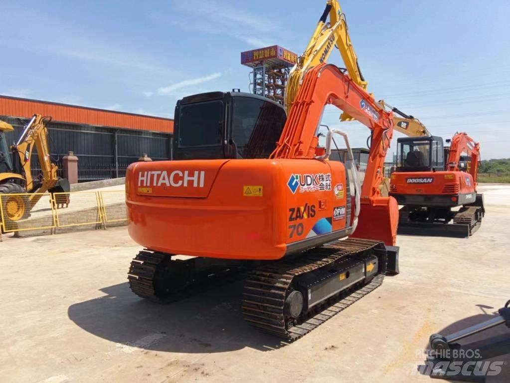 Hitachi ZX 70 Гусеничные экскаваторы