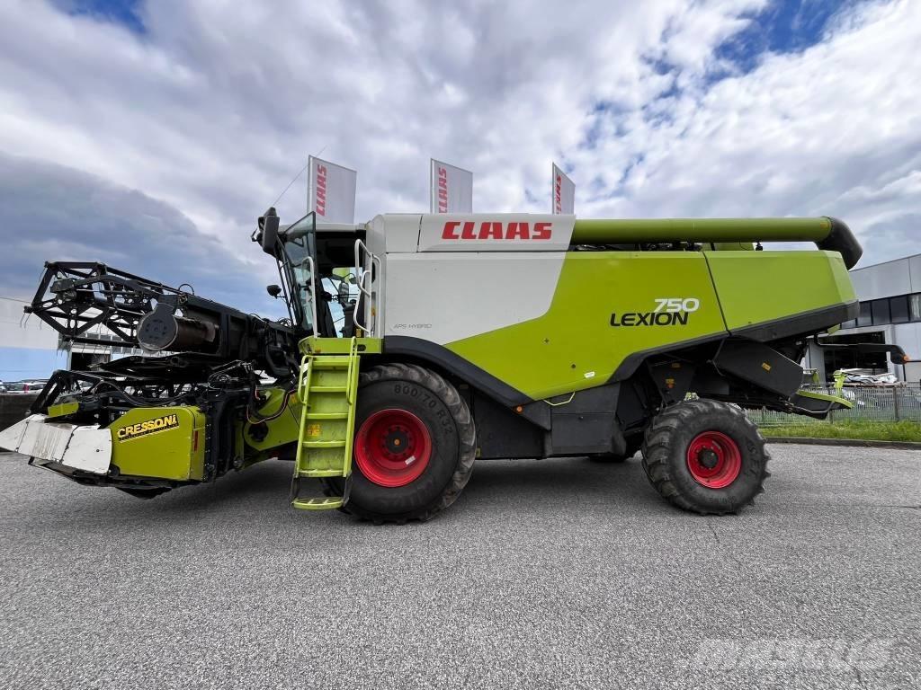 CLAAS Lexion 750 Зерноуборочные комбайны
