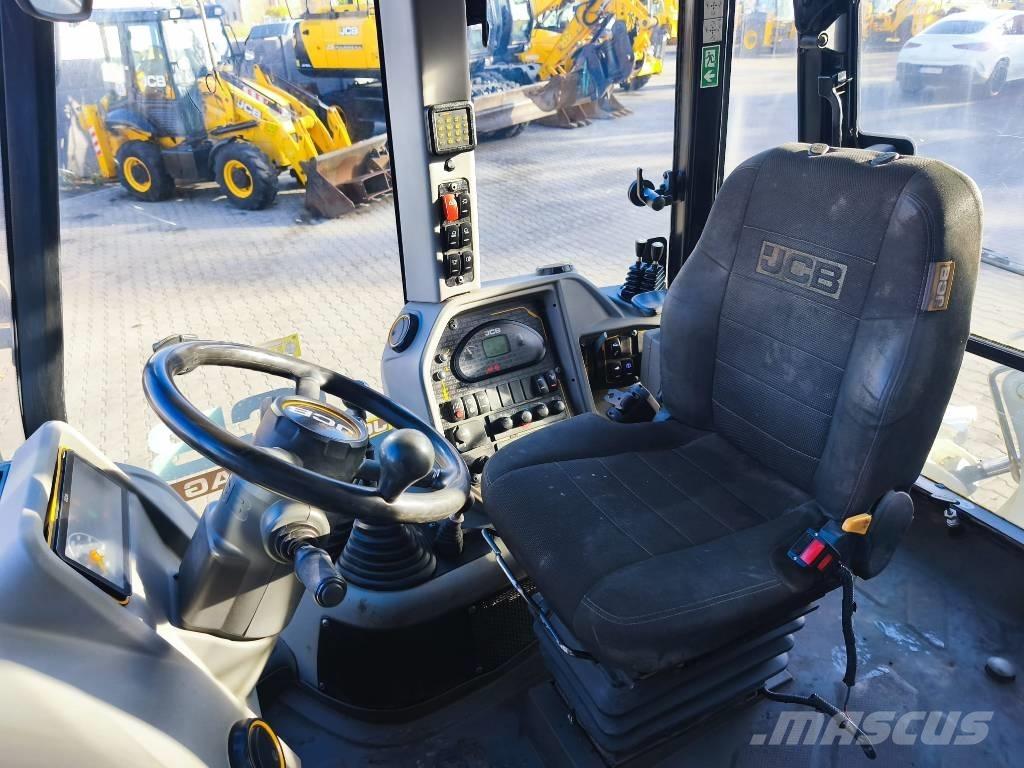 JCB 3CX Compact Экскаваторы-погрузчики