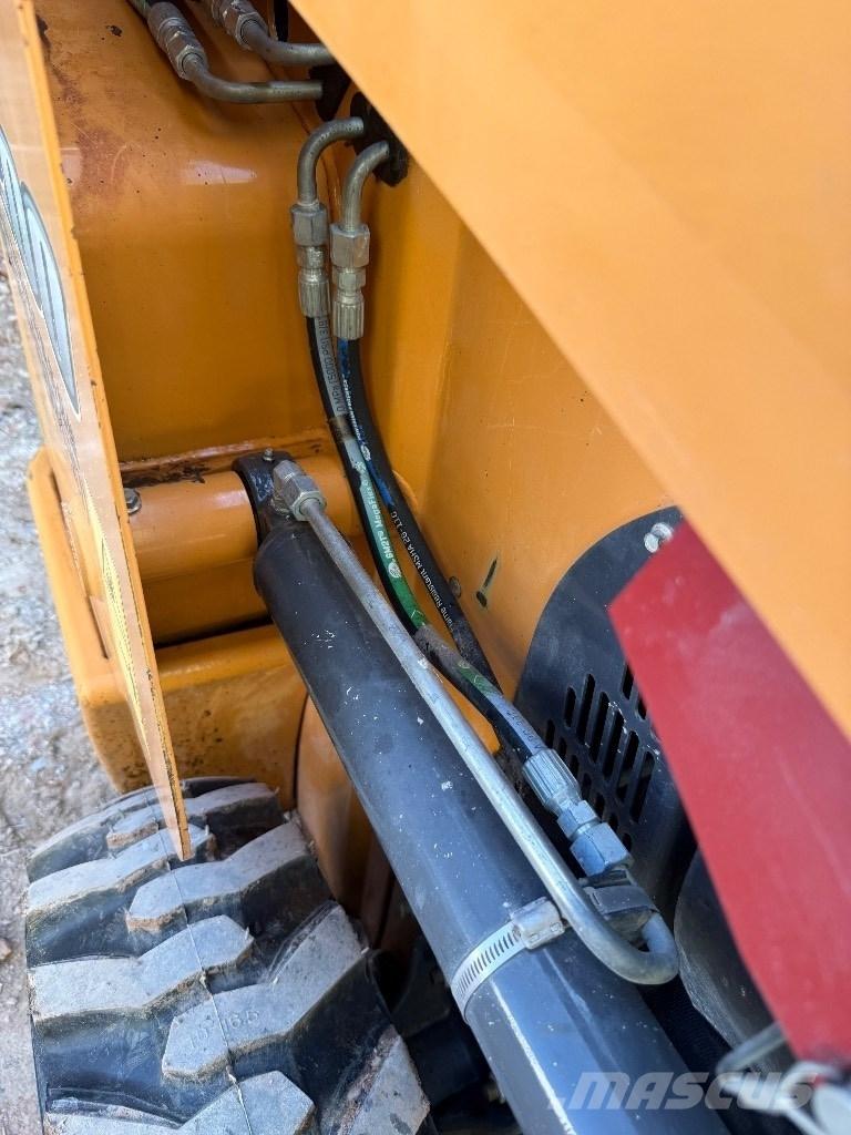 CASE SR 200 Мини-погрузчики