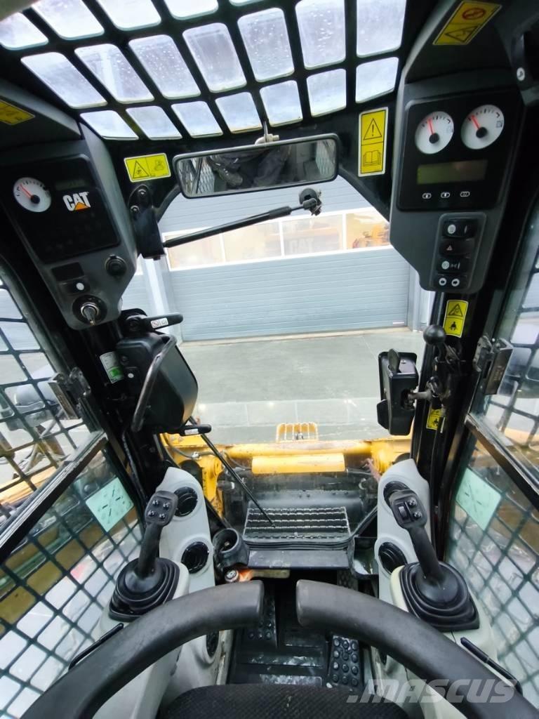 CAT 262 C Малые погрузчики