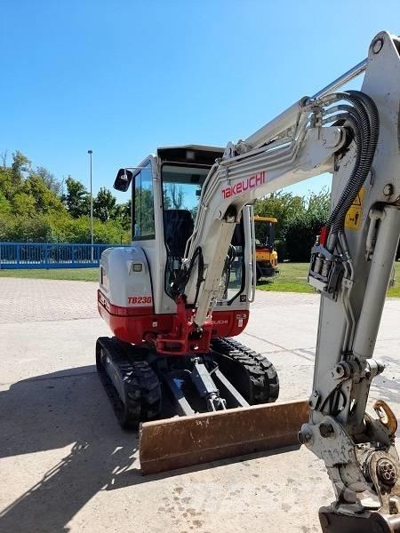 Takeuchi TB 230 Мини-экскаваторы