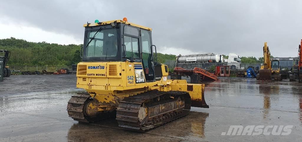 Komatsu D 39 PX-21 A Гусеничные бульдозеры