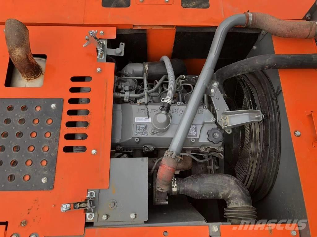 Hitachi 240 Гусеничные экскаваторы