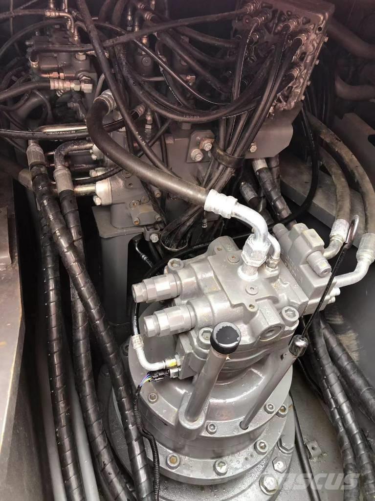 Hitachi 240 Гусеничные экскаваторы