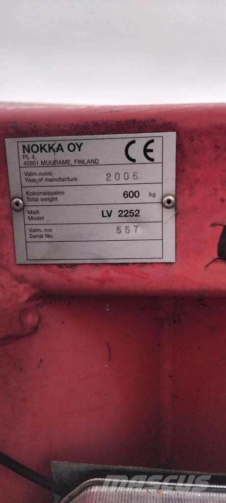 Esko 2252 Снегоуборщики