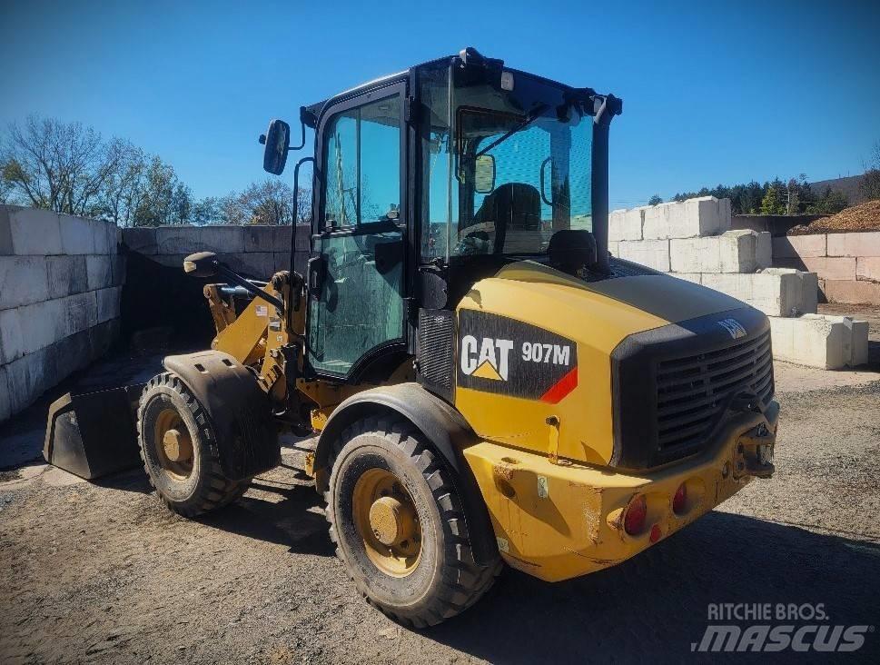 CAT 907 M Фронтальные погрузчики