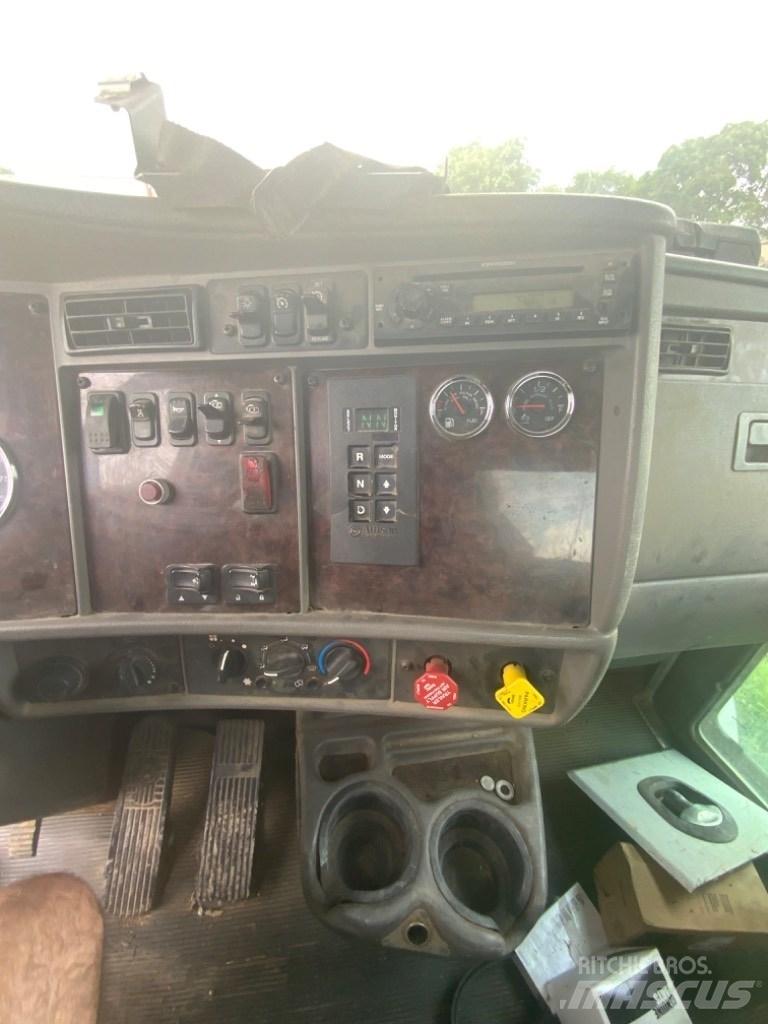 Kenworth T 370 Комбинированные дорожные машины