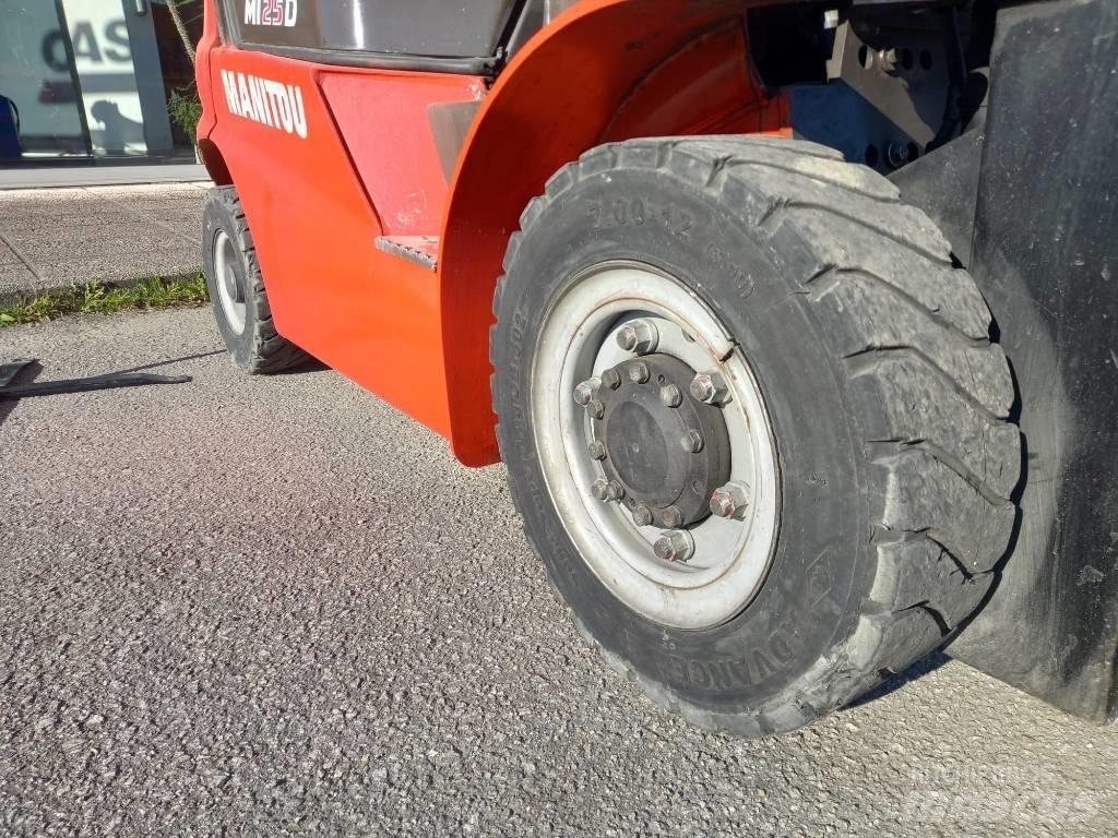 Manitou MI 25 Дизельные погрузчики