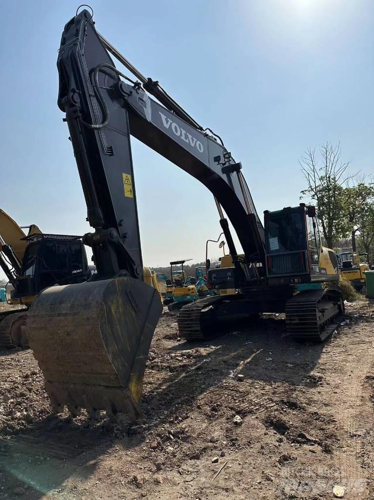 Volvo EC290 Гусеничные экскаваторы