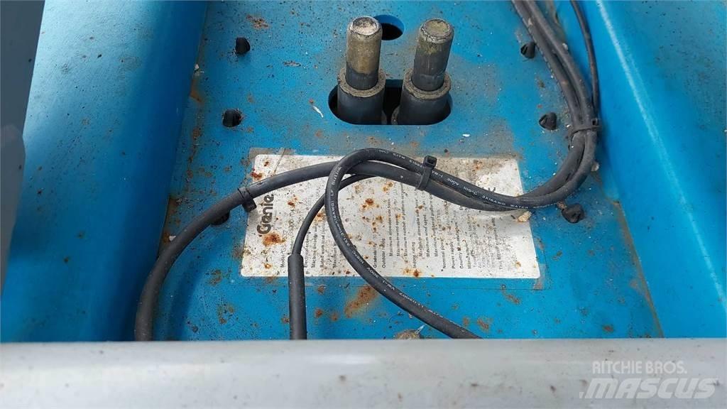 Genie GS1532 Ножничные подъемники