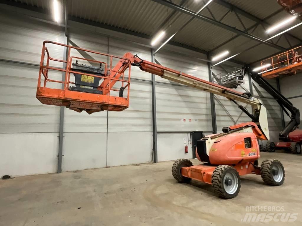 JLG 600 AJ Коленчатые подъемники