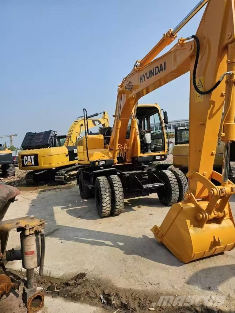 Hyundai HW 150 Колёсные экскаваторы