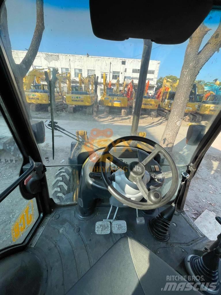 JCB 3 CX Экскаваторы-погрузчики