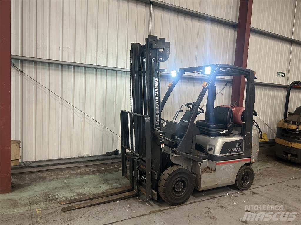 Nissan P1D1A18LQ Газовые погрузчики