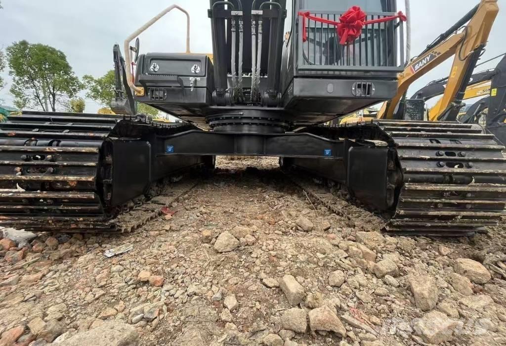Volvo EC 210 Гусеничные экскаваторы