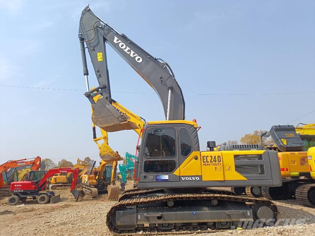 Volvo EC 240 Гусеничные экскаваторы