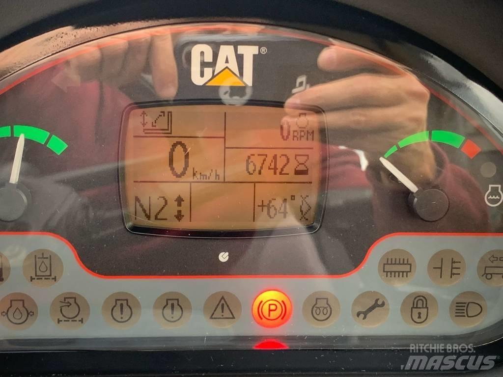 CAT TH 337C Сельскохозяйственные телескопические погрузчики