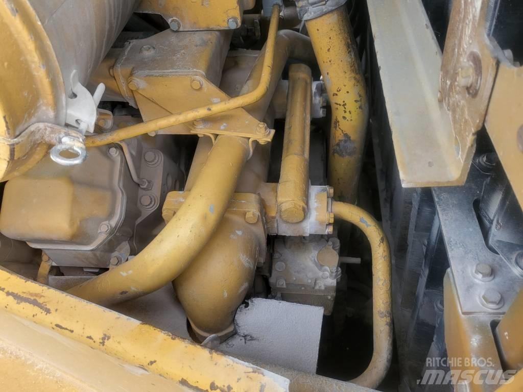 CAT D11N Гусеничные бульдозеры