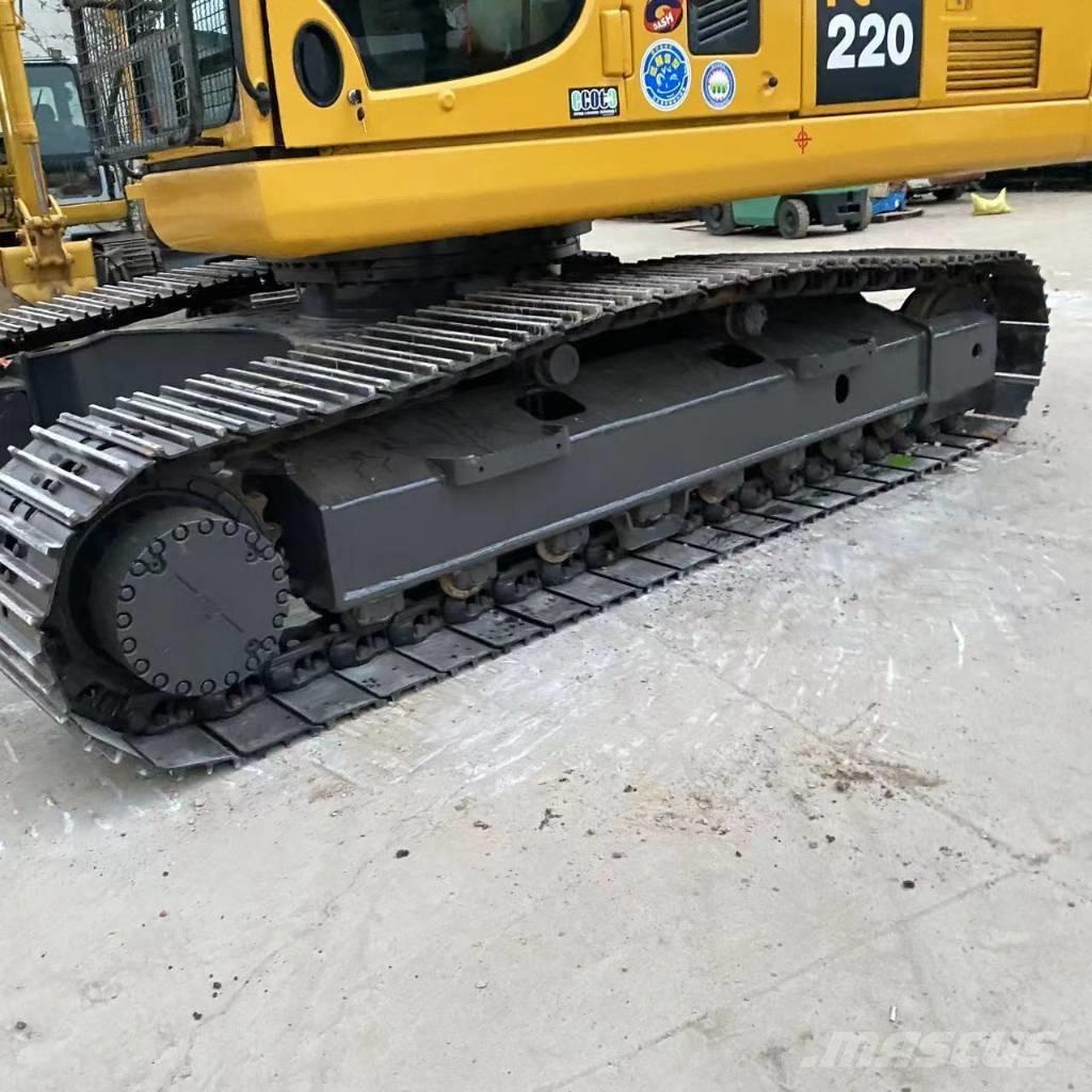 Komatsu PC 220-8MO Гусеничные экскаваторы