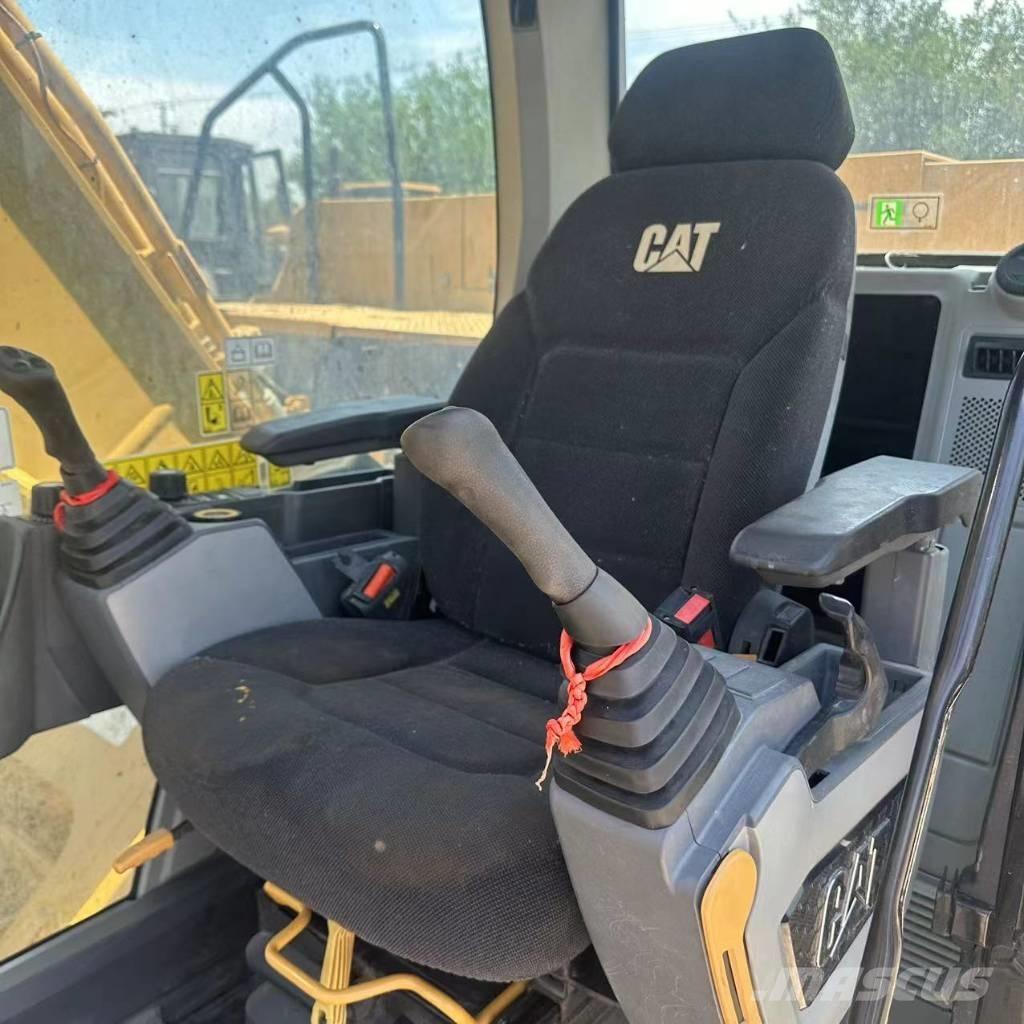CAT 330 Гусеничные экскаваторы