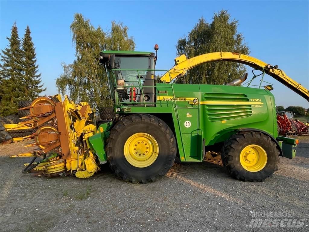 John Deere 7750 Прицепные кормоуборочные комбайны