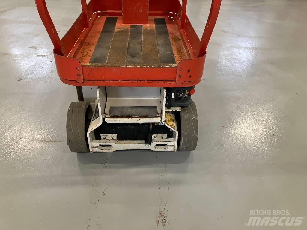 JLG 1230 ES Вертикальные мачтовые подъемники