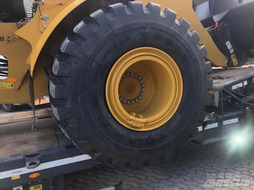 CAT 950 GC Фронтальные погрузчики