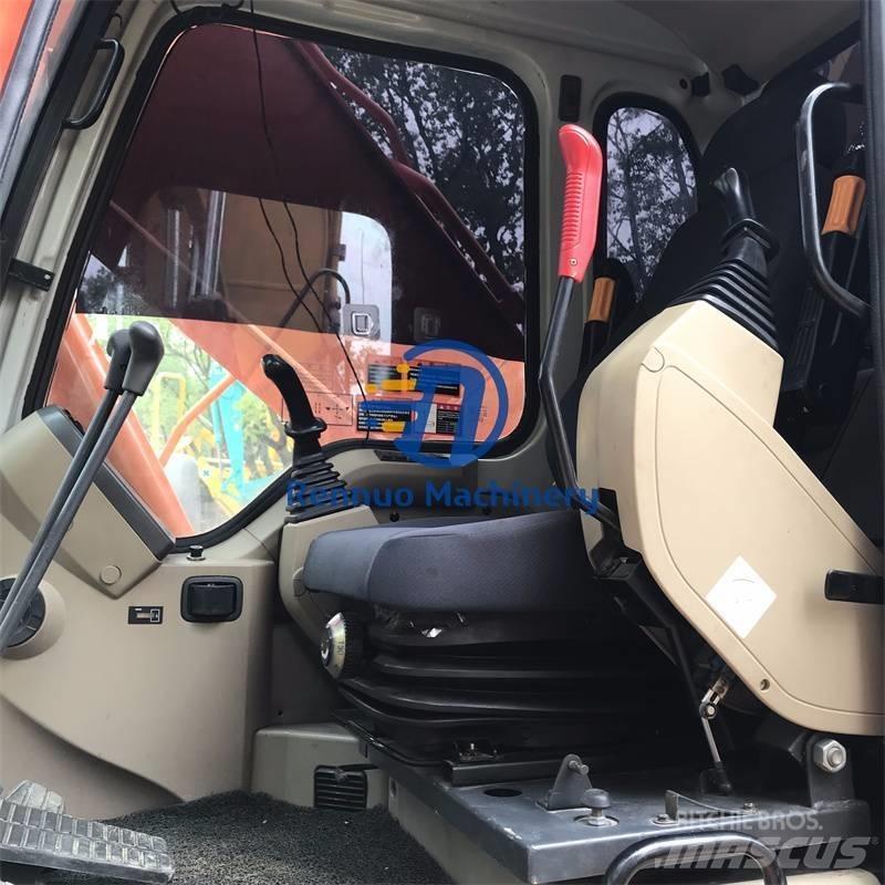 Doosan DH225LC-7 Гусеничные экскаваторы