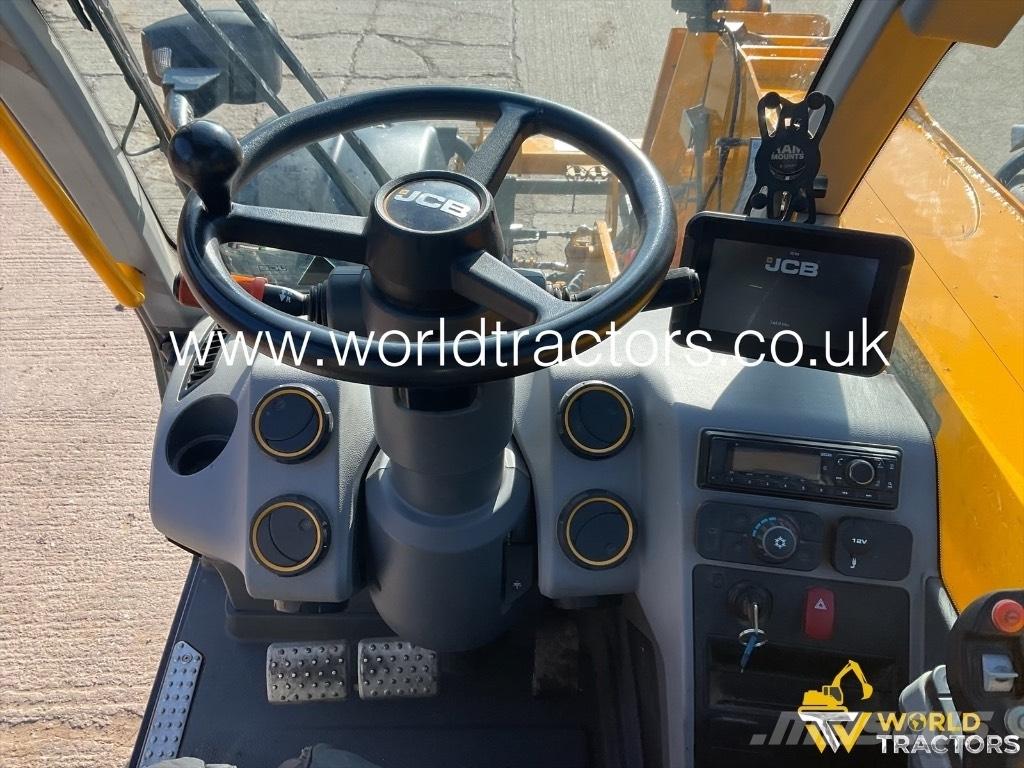 JCB 542 70 AGRI XTRA Сельскохозяйственные телескопические погрузчики