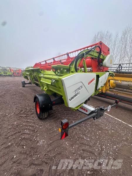 CLAAS TRION 530 Зерноуборочные комбайны