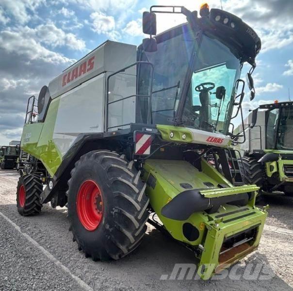 CLAAS TRION 530 Зерноуборочные комбайны