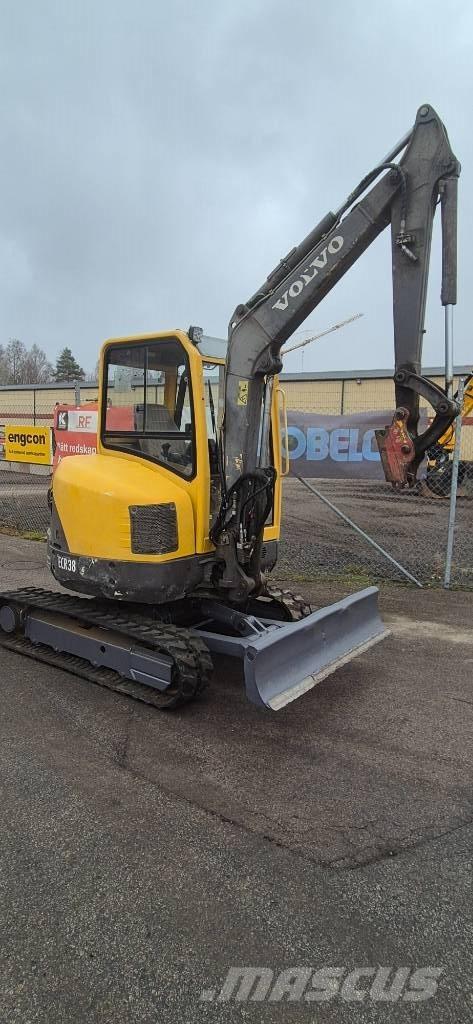 Volvo ECR 38 Мини-экскаваторы