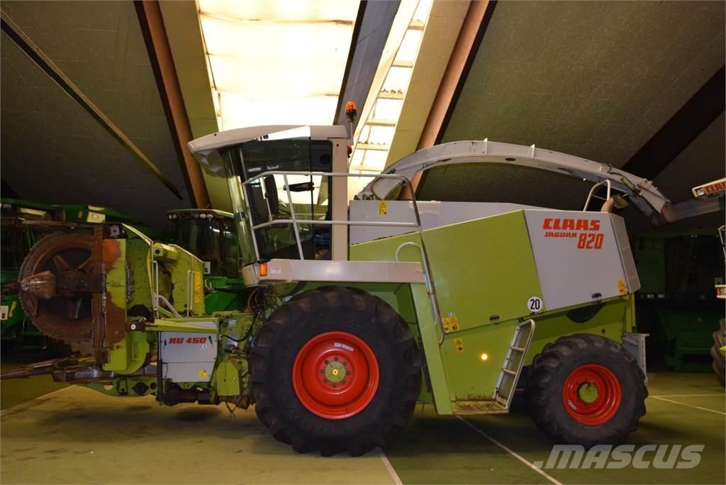 CLAAS Jaguar 820 Самоходные кормоуборочные комбайны
