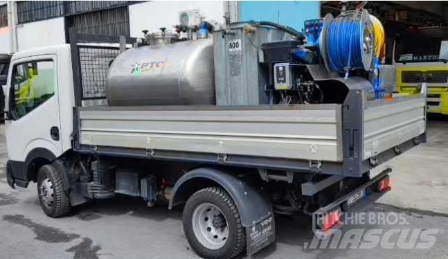 Nissan CABSTAR 35.12 Грузовики-Фургоны